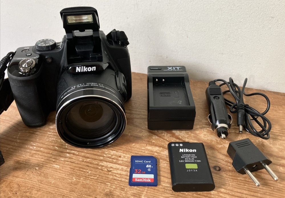 Nikon COOLPIX P610 Digital Camera w/ Battery, Charger & 32gb SD Card - Tested
